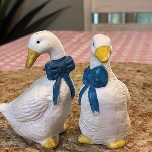 Vintage Country Ceramic White Geese Salt and Pepper Shakers with Blue Bows